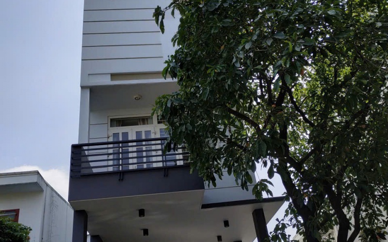 Bán nhà mặt tiền đường Lê Văn Thịnh, TP Thủ đức